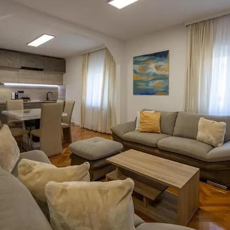 Guest house Mandalinic